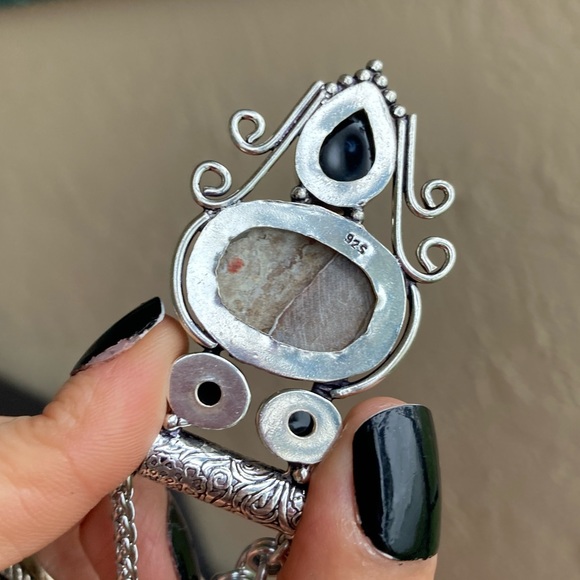 925 Sterling silver overlay black onyx & white mother of pearl gemstone necklace - Picture 6 of 10